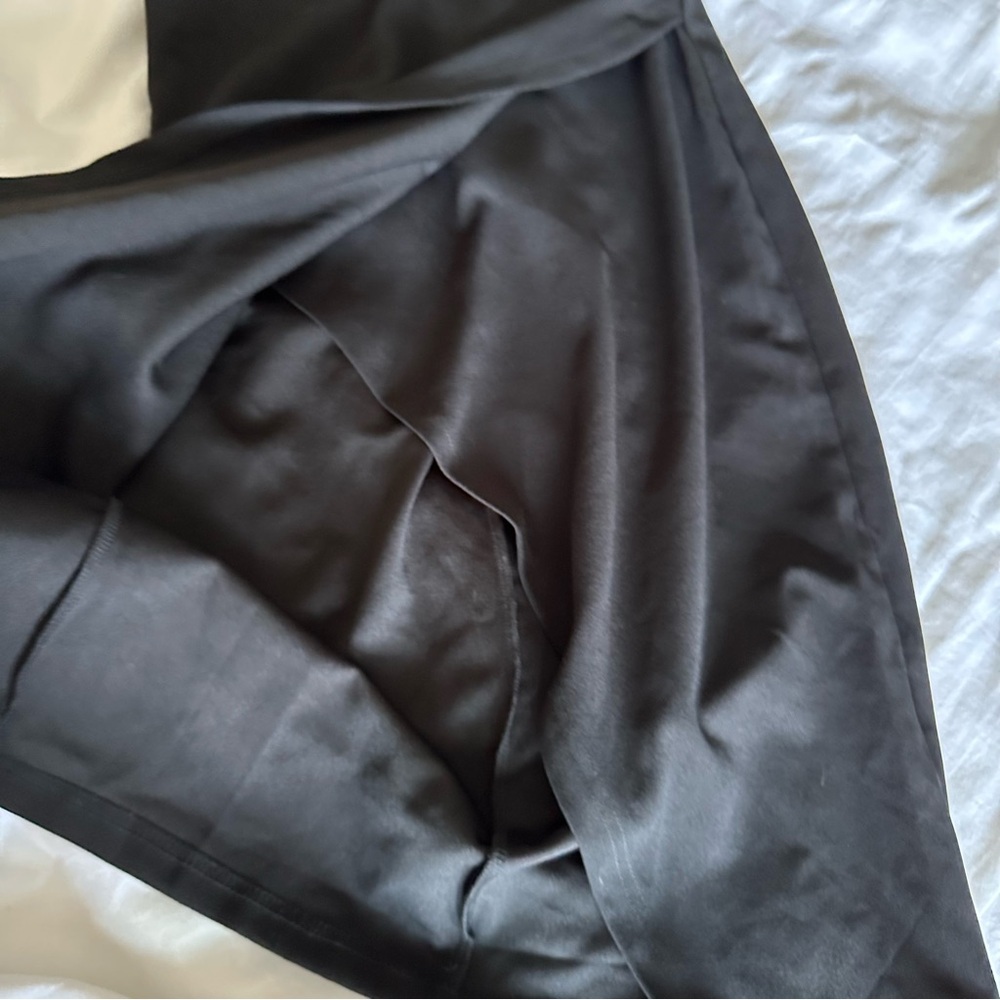 Black Ruffle Midi Dress - Picture 4 of 8